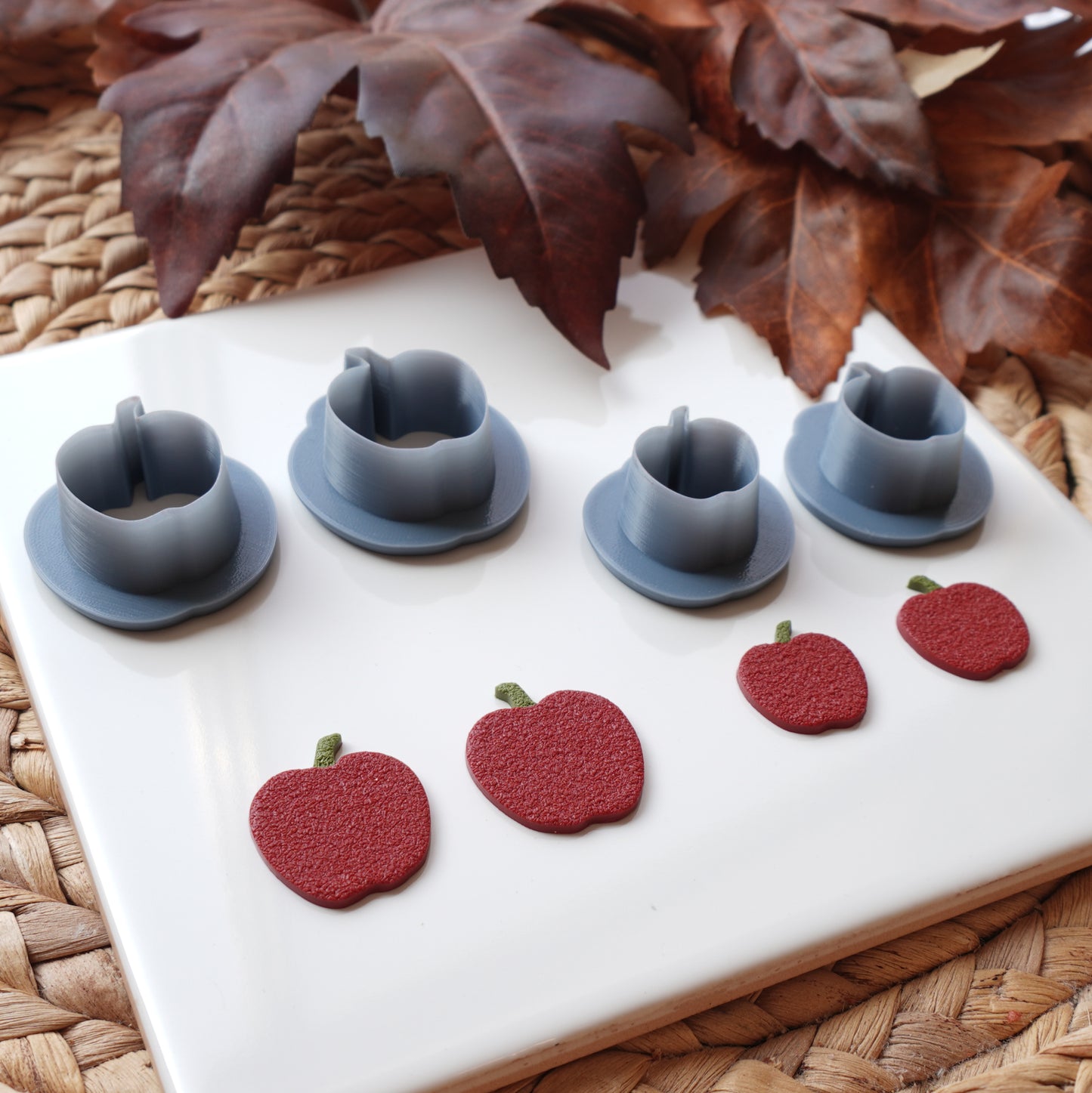 Apple Clay Cutter Set (Mirrored)