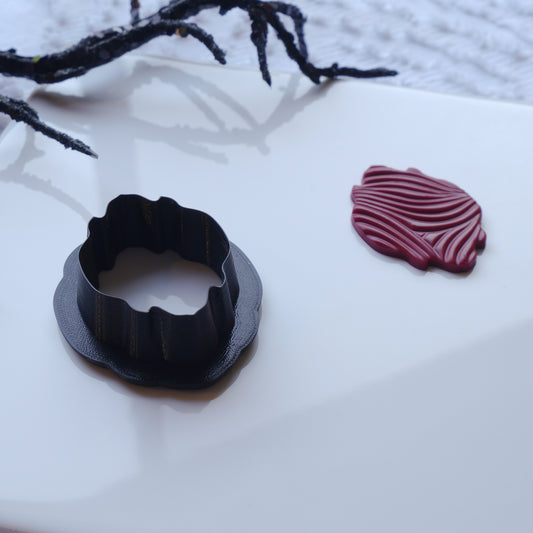 Belladonna Clay Cutter