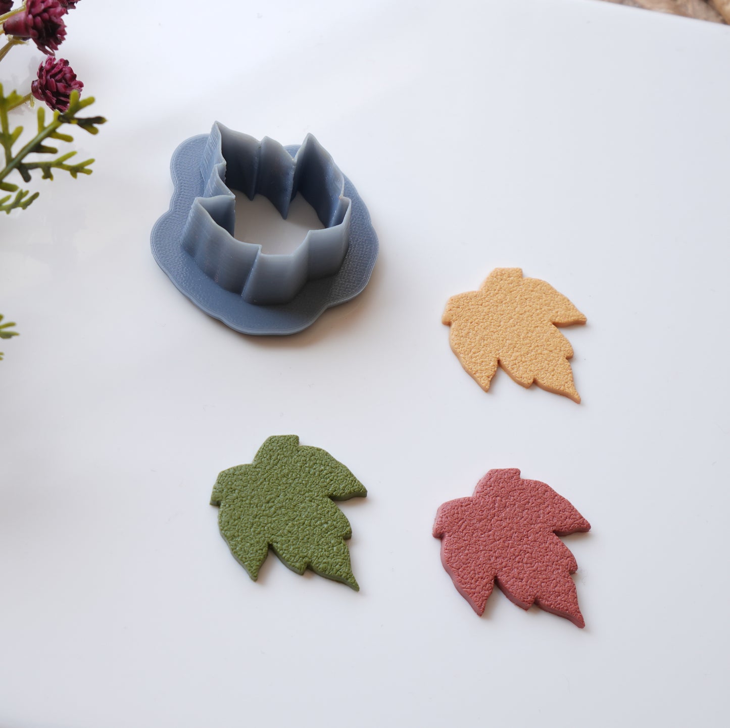 Maple Leaf Clay Cutter