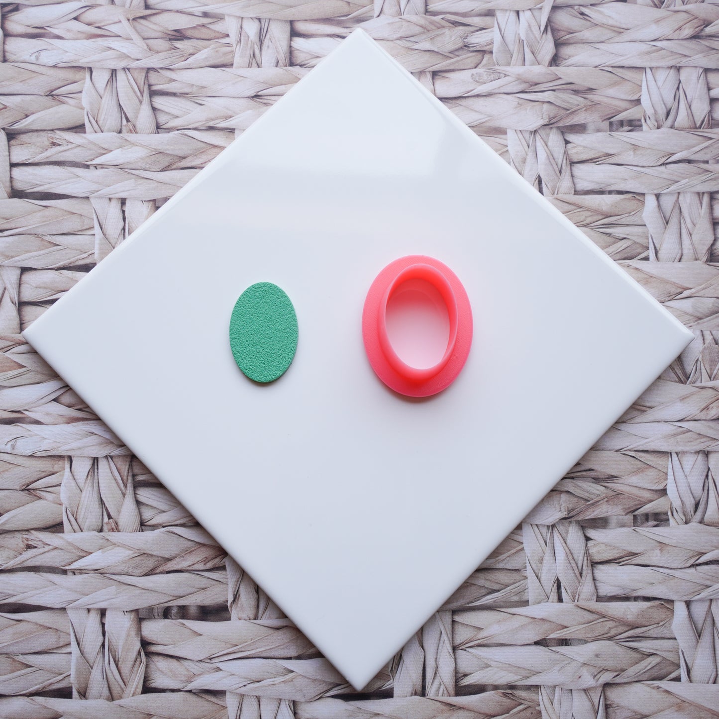 Oval Clay Cutter - 2:3 Ratio