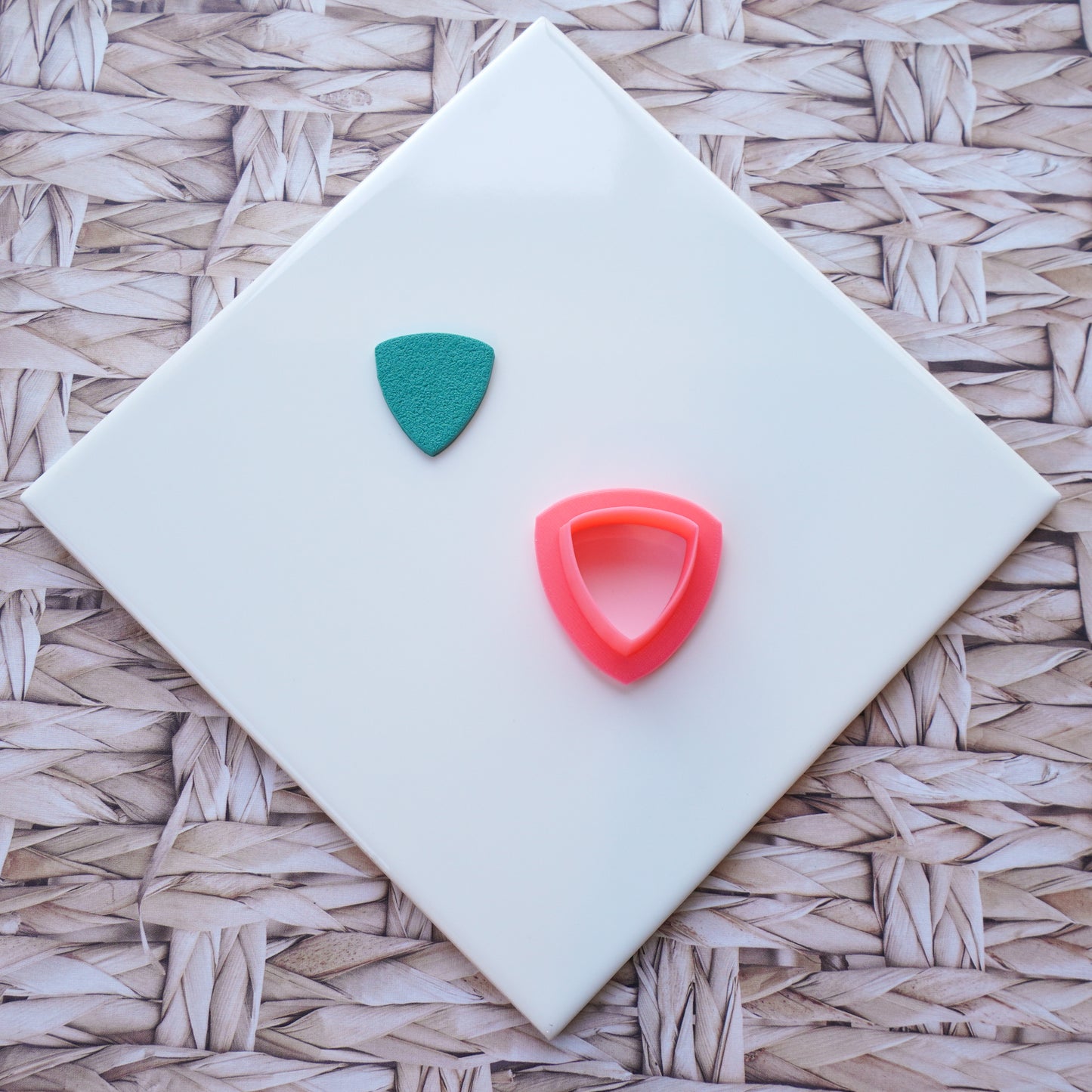 Trillion Isosceles Puffy Triangle Clay Cutter