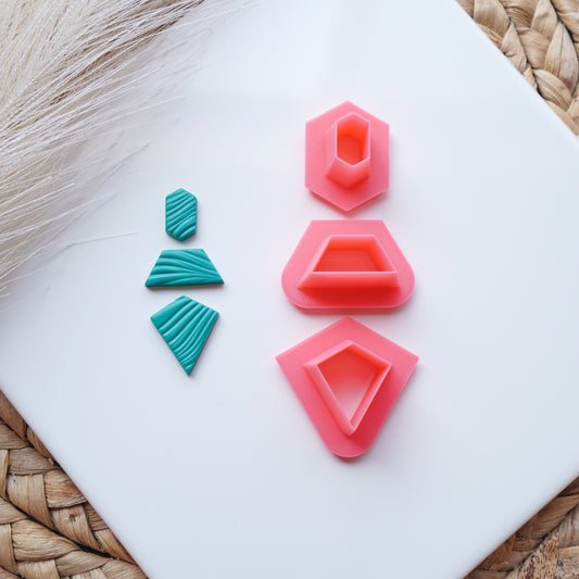 Geometric Queen Dangle Clay Cutter Set