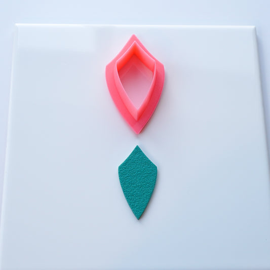 Pointed Shield Clay Cutter – Artisan Polymer Clay Tool for Jewelry Making