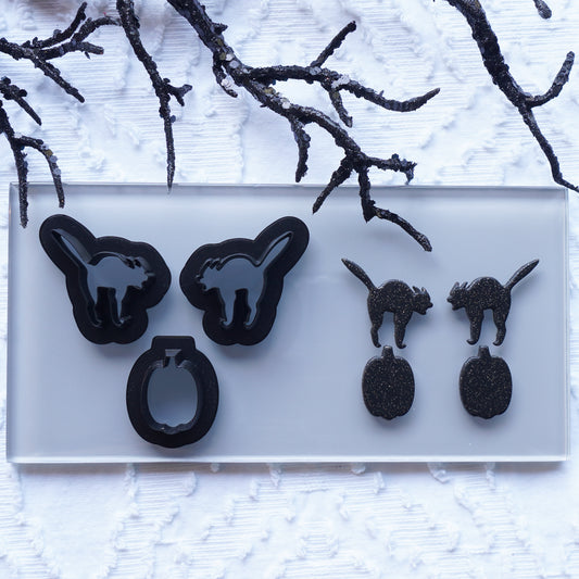 Scaredy Cat Pumpkin Dangle Clay Cutter Set